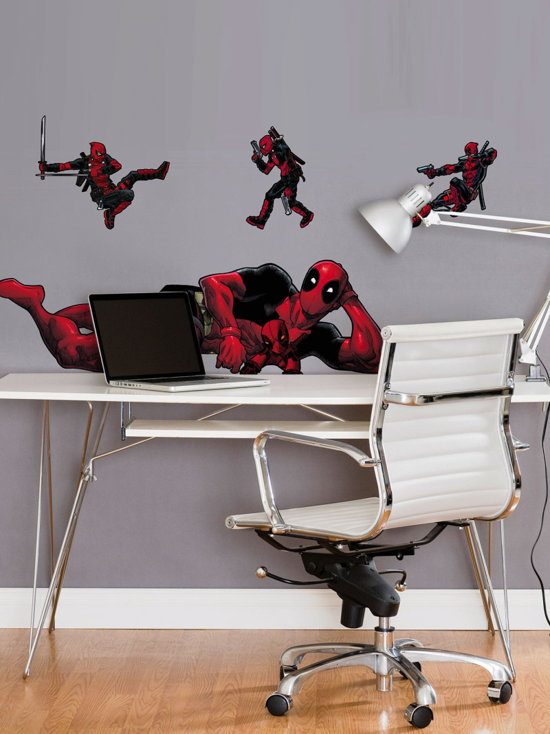 Deadpool Posing - View 1