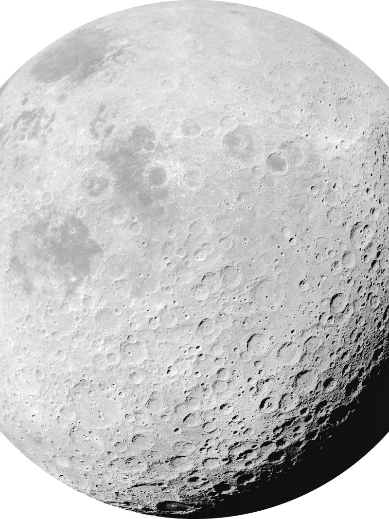 Luna - Thumbnail View 1