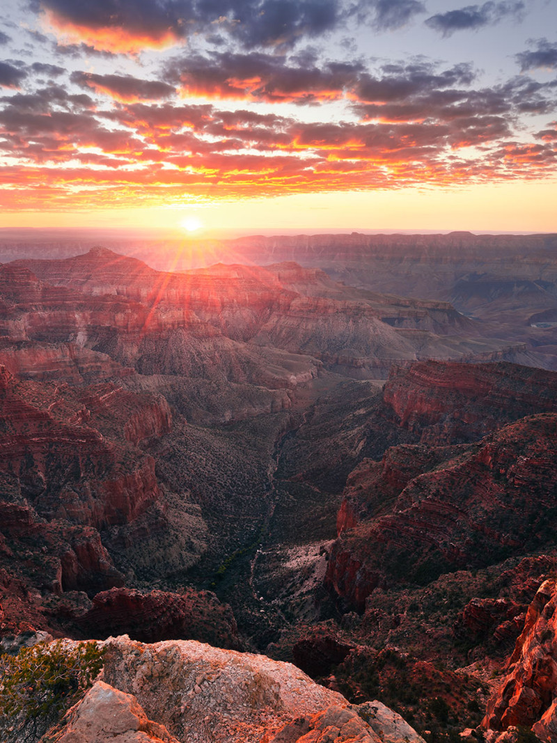 The Canyon - Thumbnail View 1