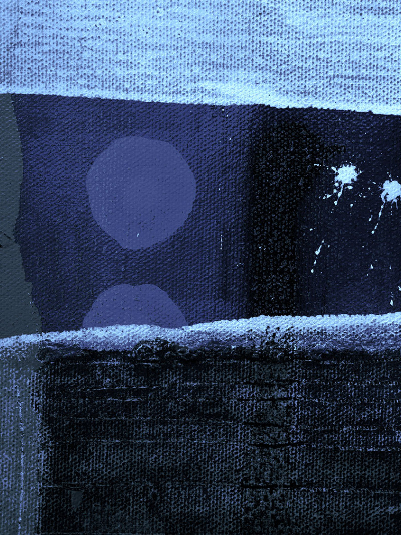 Moon Shining blue - Thumbnail View 1