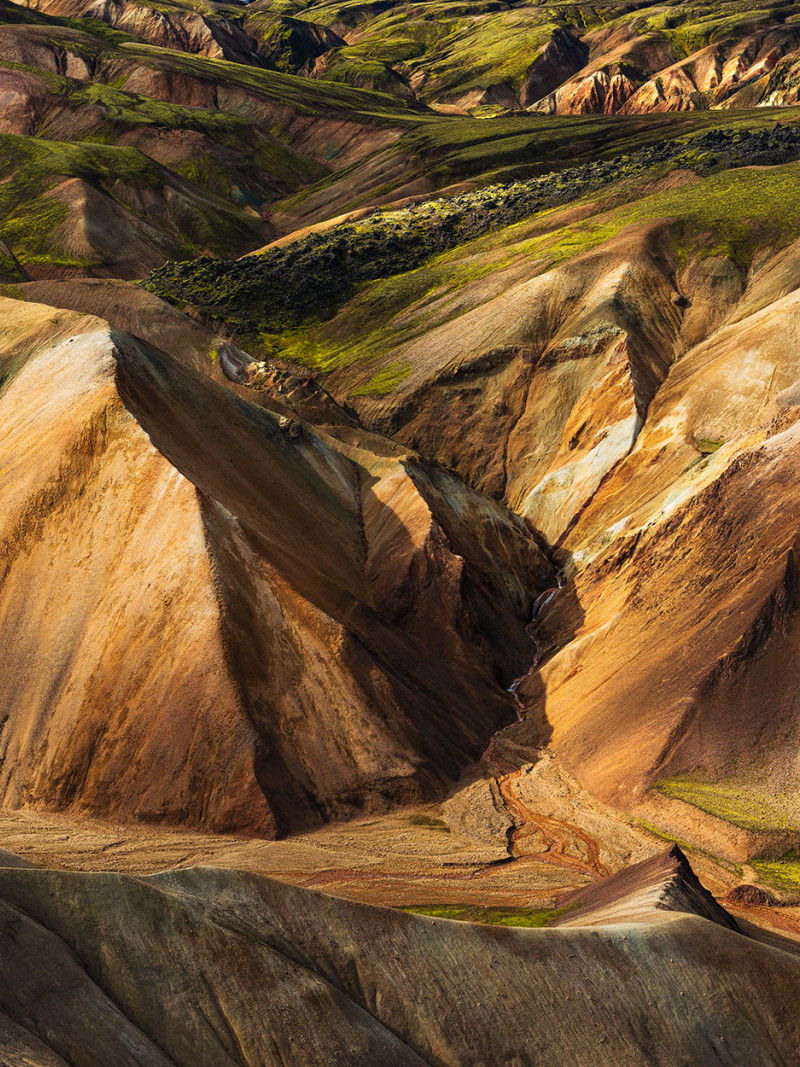Shiny Mountains - Thumbnail View 1