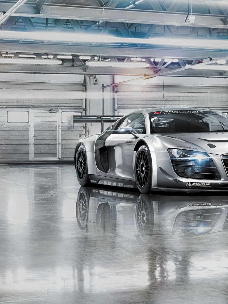 Audi R8 Le Mans - Thumbnail View 1